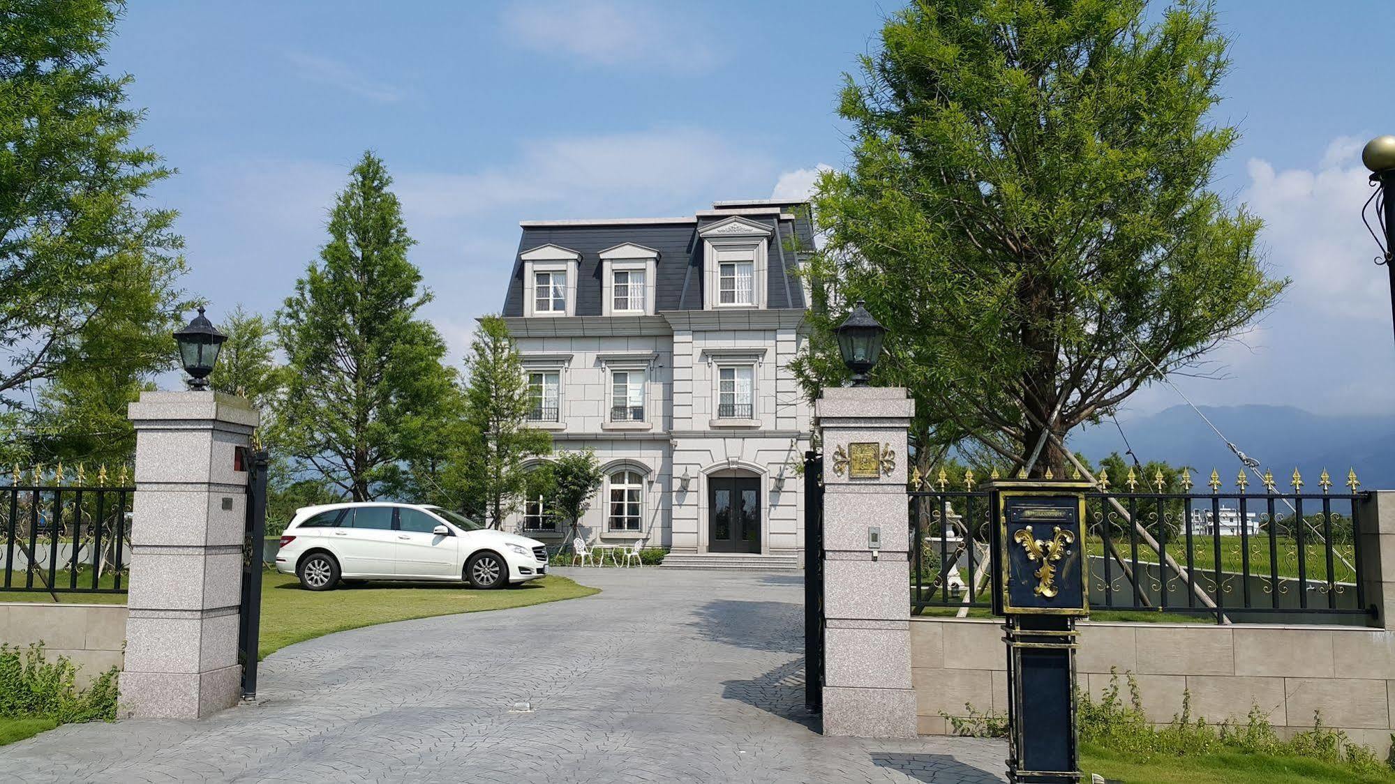 Haut Rhin Villa Yilan Exterior foto